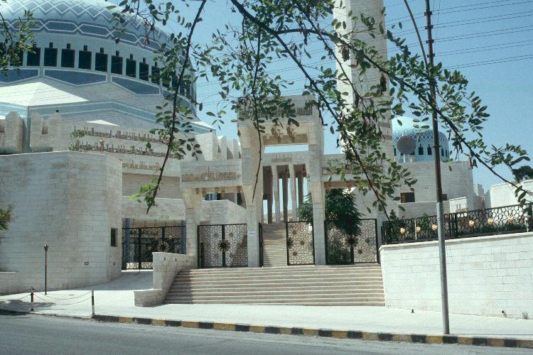 Der Eingang zur Moschee